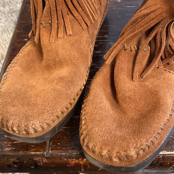 Minnetonka leather moccasin booties size 6 - Picture 9 of 9